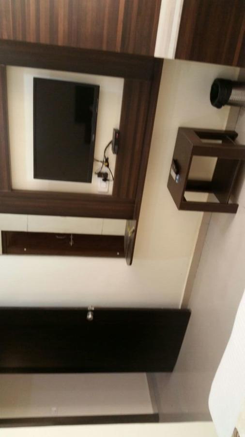Hotel Cg Plaza Ahmedabad Esterno foto